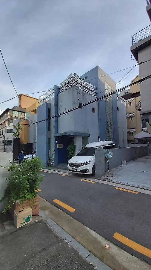 Buzz Guesthouse Hostel Σεούλ Πανσιόν