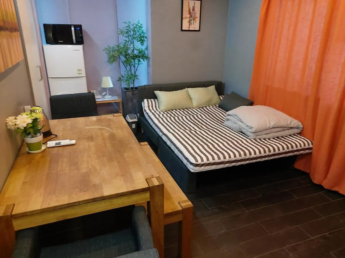Buzz Guesthouse Hostel Σεούλ 2*,  Νότια Κορέα